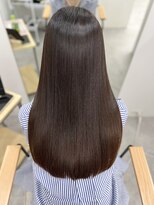 モモ(momo)&nbsp;デザインカラーボブ_ピンクブラウン切りっぱなしボブ