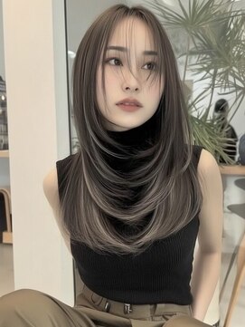 ネハス ナガオカ(nehus.nagaoka) xカット//ホワイトグレージュ/レイヤーカット/チェリーブラウン