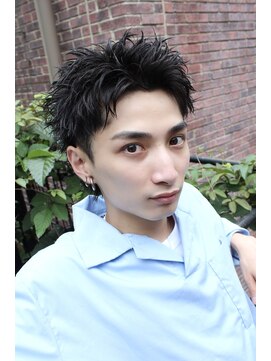 オーシャントーキョー ホワイト 原宿(OCEAN TOKYO WHITE) スパイキーショートベリーショート短髪アップバングフェード