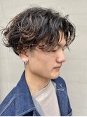 センターパート スパイラルパーマ 刈り上げ 2ブロック 担当 井上