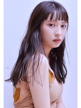 バロンフェム(baLon.fem) 【Stylist 本田愛】思わず触りたくなるニュアンスラフウェーブ