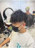 前下がりツイスパ