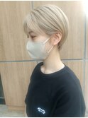 ホワイトベージュ、ショート