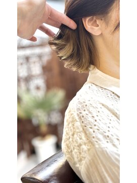 トイロ(toiro) インナーボブ