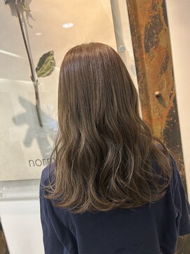 ノーム バイ アウラ(norm. by aura) 透明感カラー　シルキーベージュ　ブリーチなし