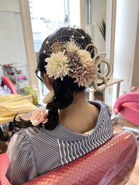 ラシェンテ リセ 西宮北口(La Sente Lycee) 【成人式前撮りヘア】サイド編みおろしヘア