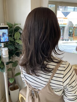 シェノン 赤羽店(CHAINON) スタイリング簡単黒髪ミディアムウルフ外ハネくびれヘア