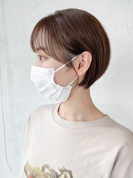 シオン(shion) 似合わせカットマロンベージュフェザーショート_ba352511