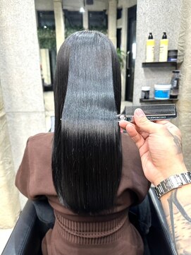 オーバー 三軒茶屋(OVER→) 【オーバー三軒茶屋】髪質改善/縮毛矯正口コミ人気第１位◎