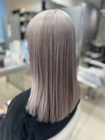 プロデュース 東橋本店(Produce) ホワイトシルバーカラー【橋本/東橋本】