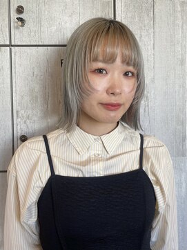 ポイントファイブバイソレイユ 豊橋駅前大通店(.5 by SOLEIL) ホワイトシルバー