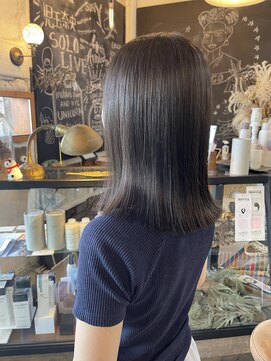 アイドットシーオー(i.co) 切っぱなしヘア