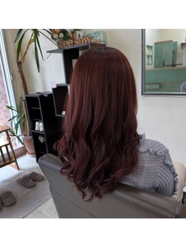 ヘアアンドネイル シーソー(Hair&Nail Seesaw) ワインレッド