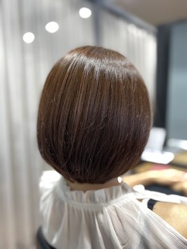 シャトン(chaton) ストレートボブ