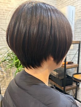 知識と技術で叶える、あなただけの美しいショートヘアを♪毎日のスタイリングが驚くほど簡単に。