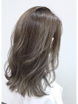 レリー バイ アルティナ 川越店(Lelie by artina)&nbsp;グレーブラウン/ハイレイヤーカット/ハイレイヤーウルフ
