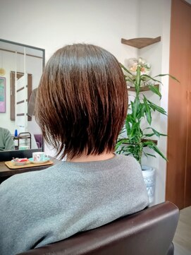 ヴィヴァーチェ(VIVACHE) レイヤーボブ