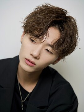 ルーシー 福岡大名店(LUCEY) センターパートフェザーパーマシャドウパーマメンズパーマ