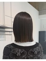 ルオラ(Luora)&nbsp;チャコールグレージュ、ボブ