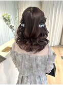 お呼ばれヘア/ねじりハーフツイン