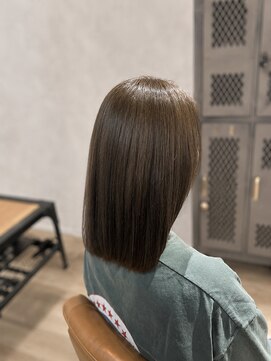 ヘアーアンドスパ アウローラ(AURORA) アッシュカラー