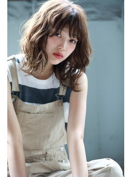 クロム(Chlom) Chlom立川☆大人かわいいセミディベージュカラーTEL 0425125655