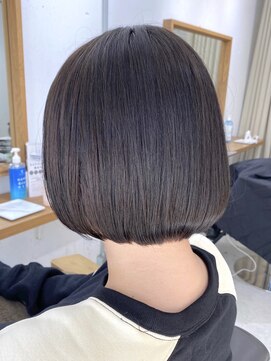 ハット(HUT) 【コンパクトな艶ボブ】