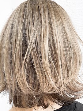 ラビス 浦和(Lovis) デザインカラー/レイヤーカット/ウェットヘア/夏のヘアアレンジ