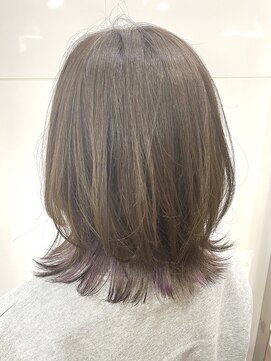 ムーア(MUA) 【MUA 札幌　馬場】バイオレットインナーカラー×くびれヘア