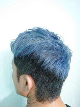 ヘアジーナ(Hair Jina) 周りと差が付く！ブルーシルバーカラー