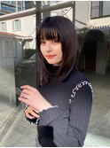 韓国ミディアムレイヤーカット 暗髪 黒髪 コスメストレート 前髪