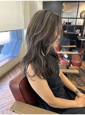 【ハイライト】レイヤーカット/ハイライトカラーで立体感