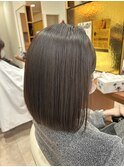 グレージュブラウンカラー