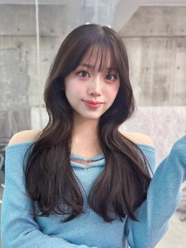 フィヴェント(Fivent) 黒髪韓国小顔レイヤーイメチェン暗めオリーブグレークラゲヘアー