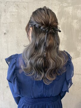 エイミー 伏見店(aemii) ふわふわハーフアップ