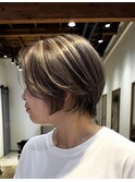ハイライト　バレイヤージュ　ショート　レイヤー　髪質改善