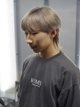ボブ 金沢(BOB) 10代20代メンズブリーチオンカラー ミルクティーベージュ