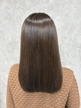 ナチュラルブラウン