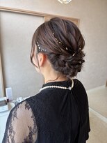 アミュー(Amyu) ミディアムヘアでもできるパーティーヘアセット