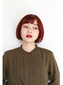 ルビーレッドのグラデーションボブ
