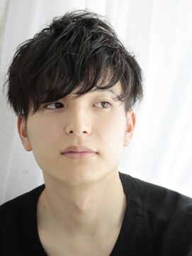 ウーロス(uros.) 爽やかなマッシュショート