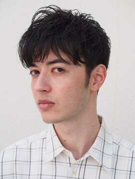 エラ(ELLA) 簡単スタイリングの爽やかショートスタイル