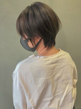 モノトーン(MONOTONE) 束感ショート