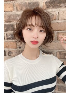 クーエフー(coo et fuu) 大人かわいい外ハネショートボブにシースルーバング♪藤沢