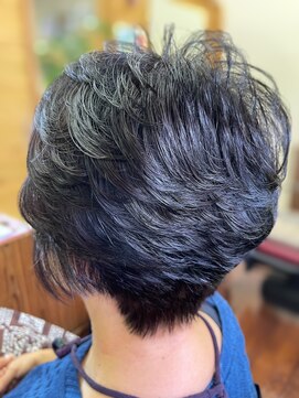 ニサブラ(Nisa Bula) ふんわりパーマ