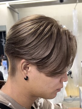 メンズヘアセンス 渋谷(MEN'S HAIR SENSE) センターパート/ミルクティーベージュ/カルマパーマ/ウルフ