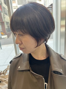 カケル(×.) 大人ショートボブ/骨格補正カット/アッシュブラウン