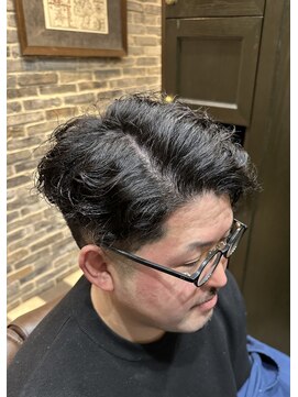 ミリオンバックス 御徒町店(Million Backs) かき上げ/ツーブロ/メンズパーマ<理容室>[メンズ/眉毛]