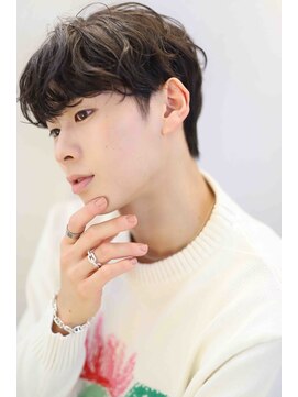 ツムグ(TUMUG) シャドウパーマスタイル