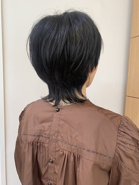 モリオ フロム ロンドン 成増店 【morio成増/一戸】大人可愛いウルフカット